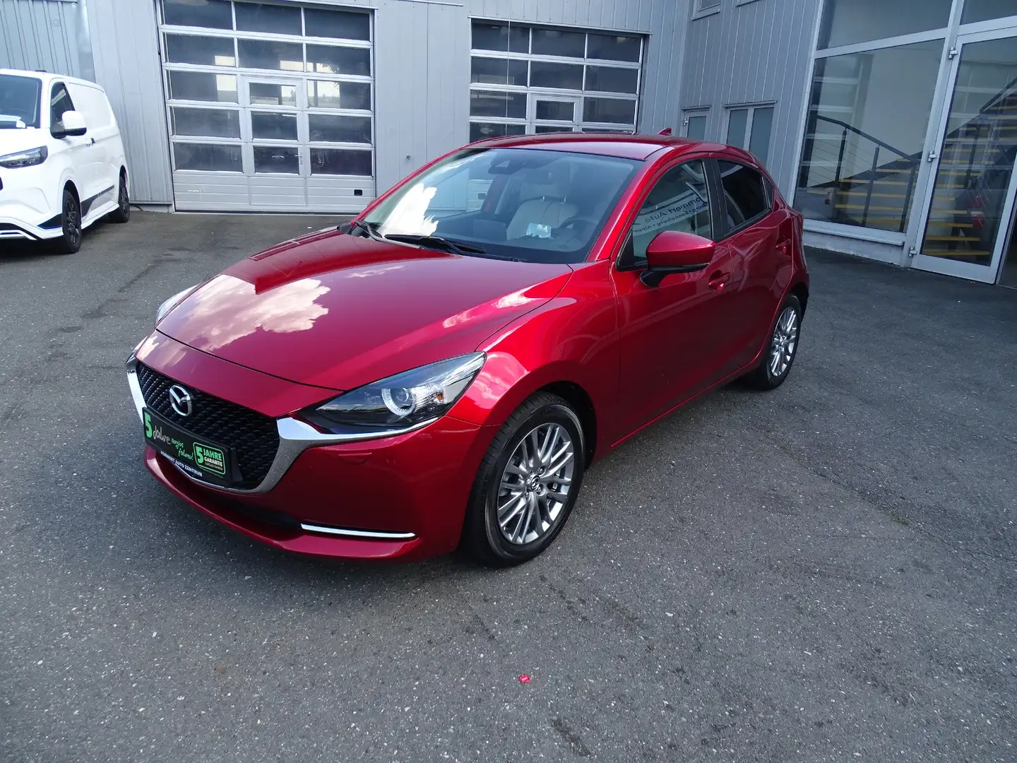 Mazda 2 1.5 SKYACTIV-G 90 Edition 100 Alu Klima Rouge - 2