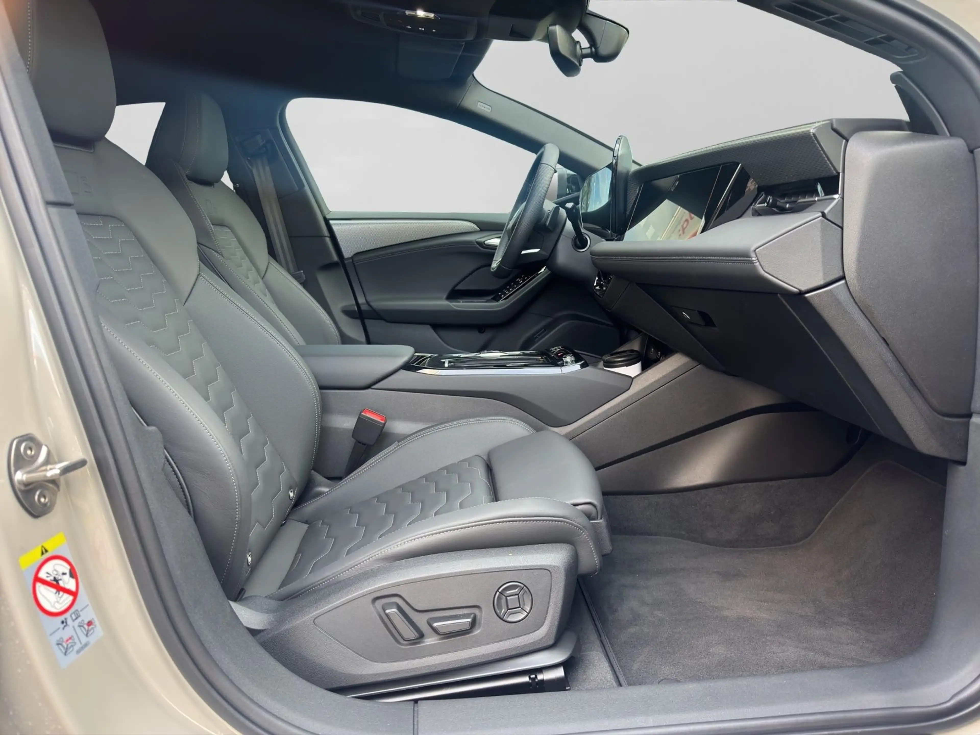 Audi A6 e-tron A6 e-tron Sportback Q 2x S LINE LM21 AHK LUFT 36 — photo 4
