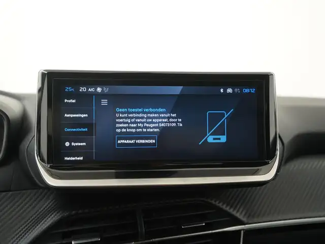 Peugeot 208 view 17