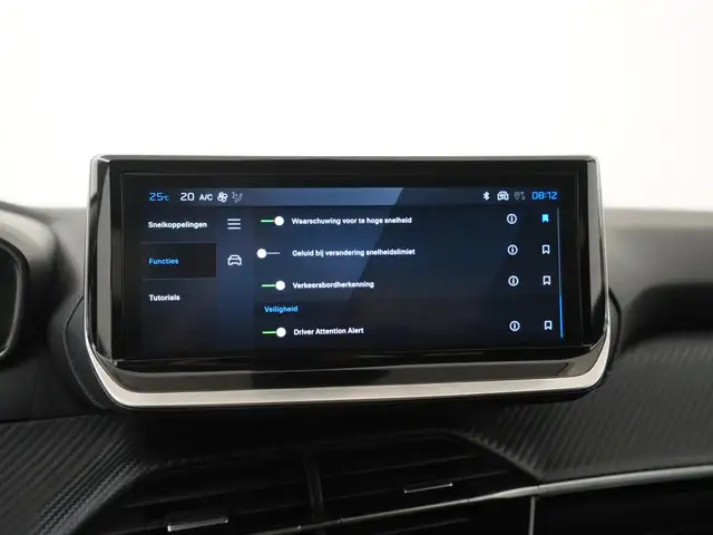 Peugeot 208 view 20
