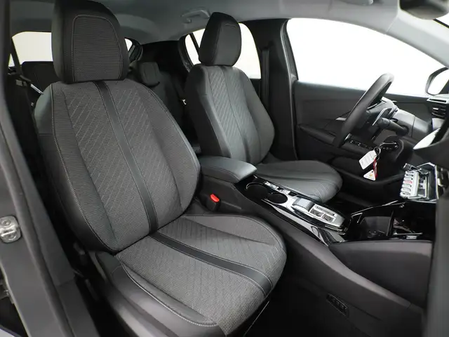 Peugeot 208 view 28