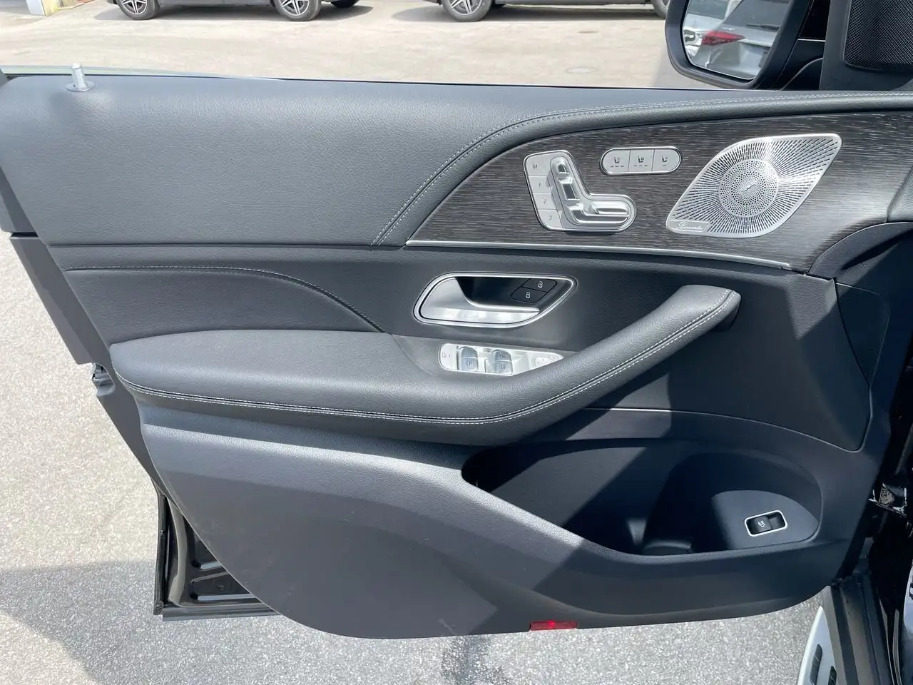 Mercedes-Benz GLE снимка Mercedes-Benz GLE