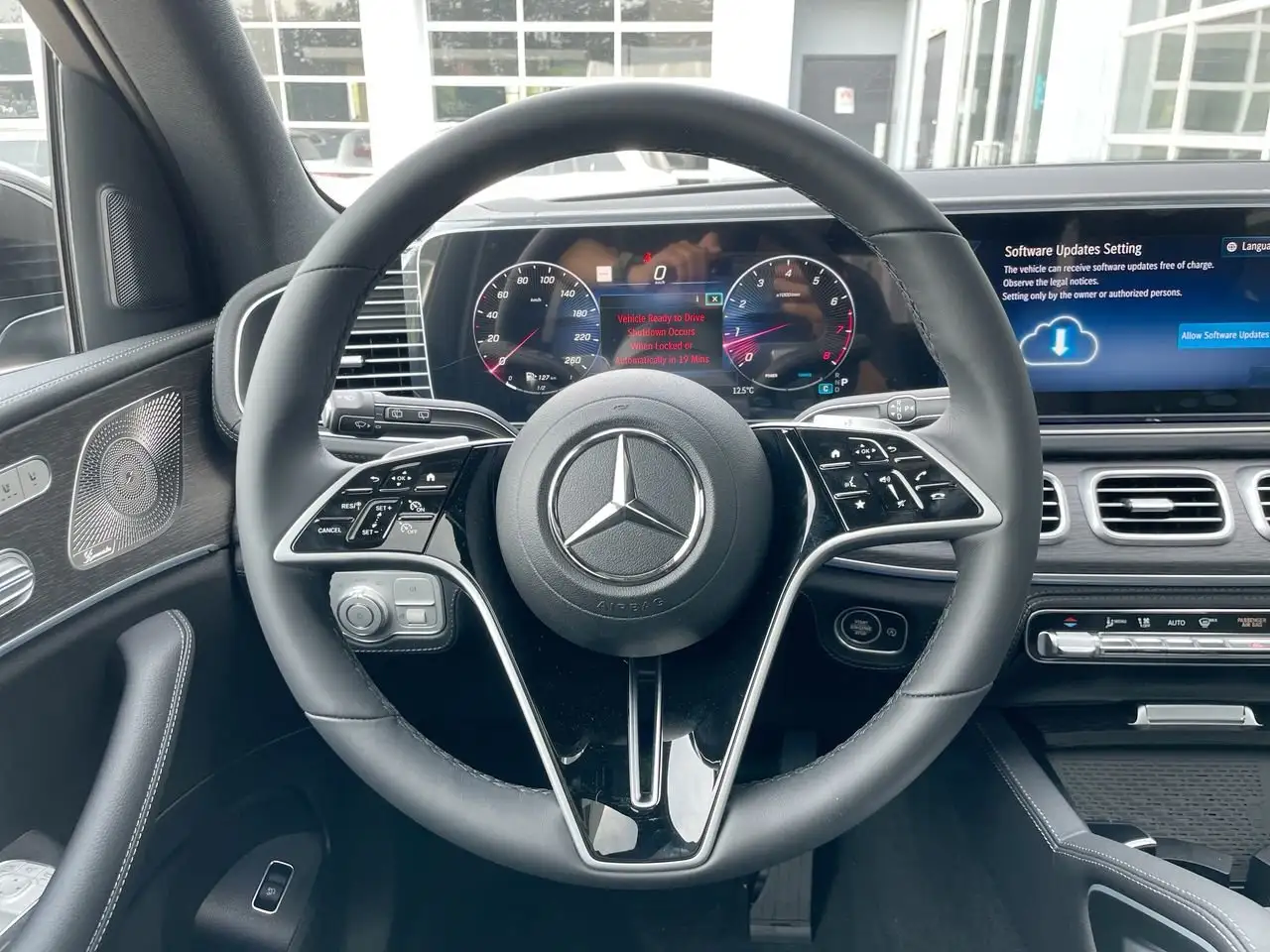 Mercedes-Benz GLE снимка Mercedes-Benz GLE