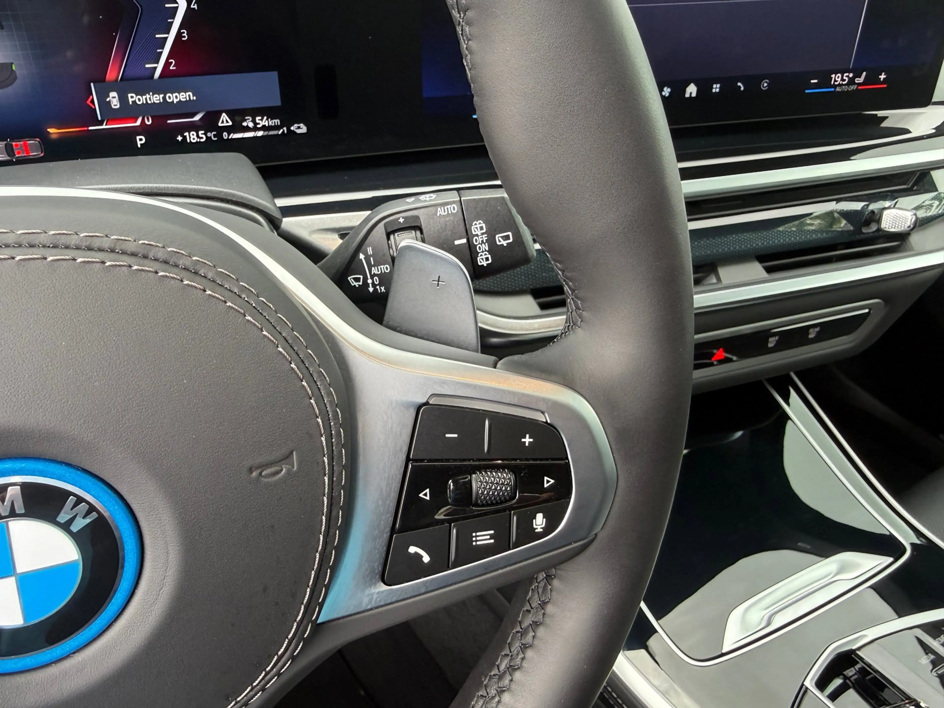 BMW X5 50e xDrive50e M-Sport PRO|489 PK|PANO|MASSAGE|HEAD — photo 25