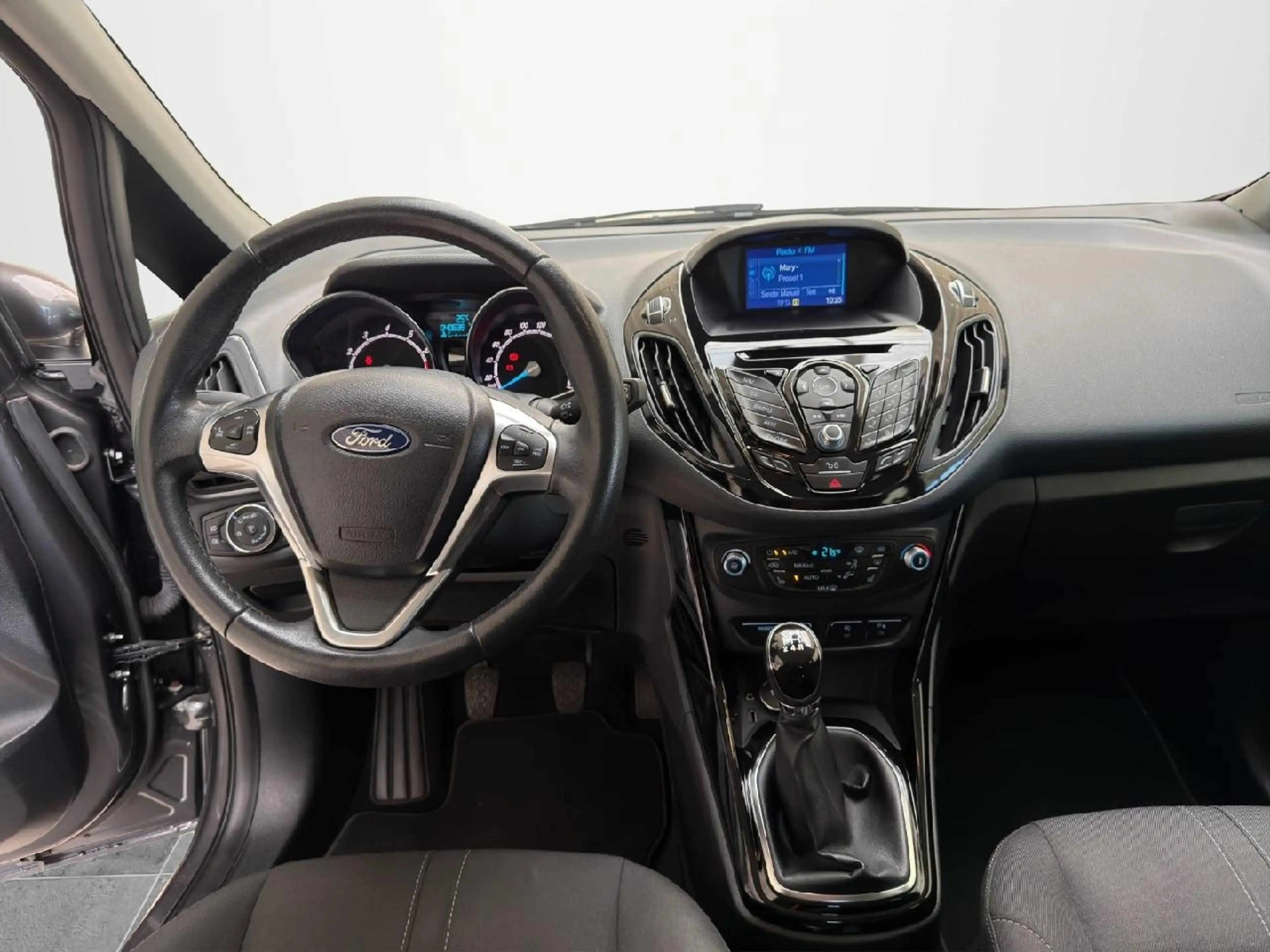 Ford B-Max Titanium — photo 14