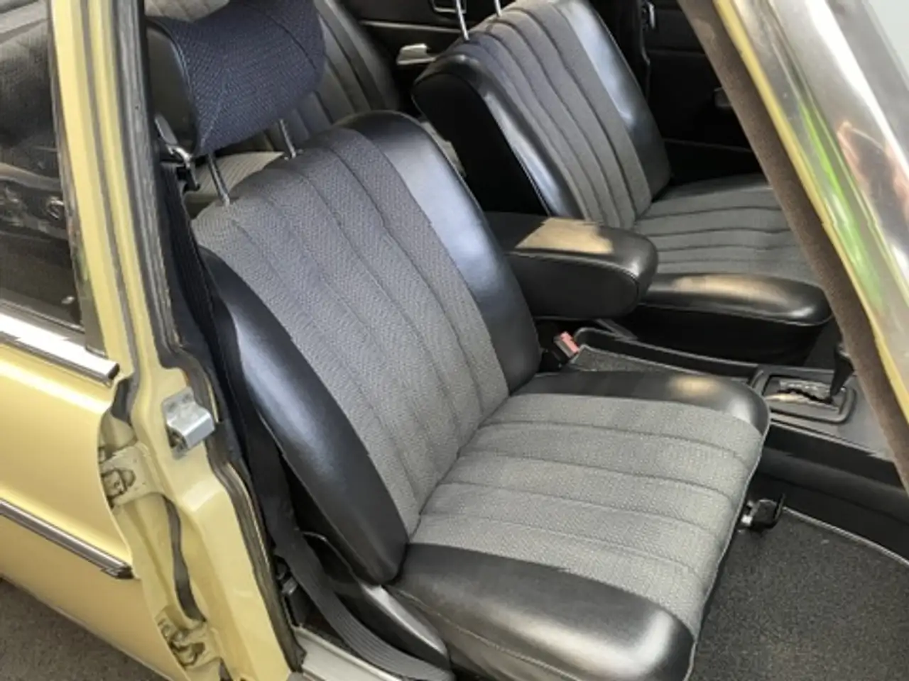 Mercedes-Benz 200 Strich 8 / Fantastischer Zustand, foto 10