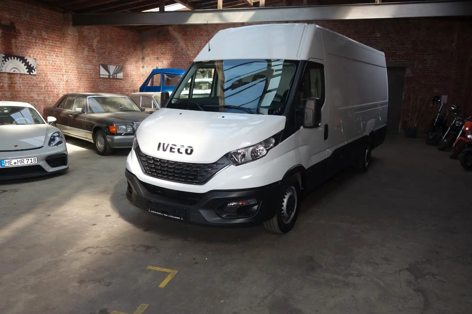 Iveco Daily Kasten 35 S14 Maxi Tüv Automatik Klima PDC Weiß - 1