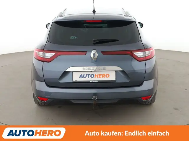 Renault Megane view 5