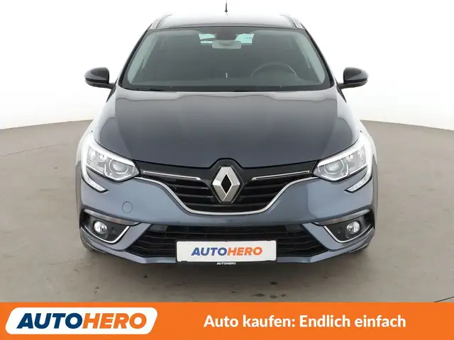 Renault Megane view 9