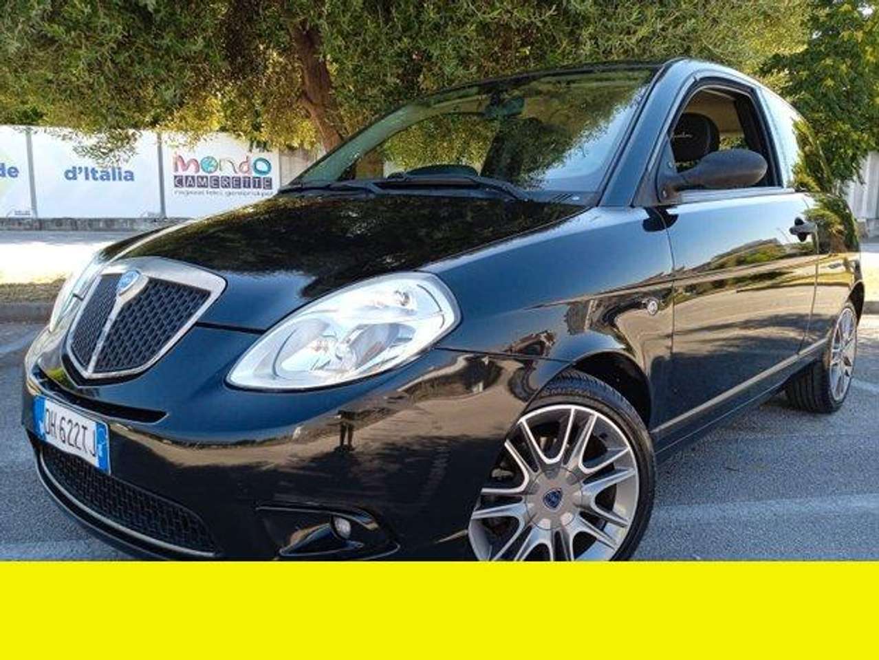 Lancia Ypsilon