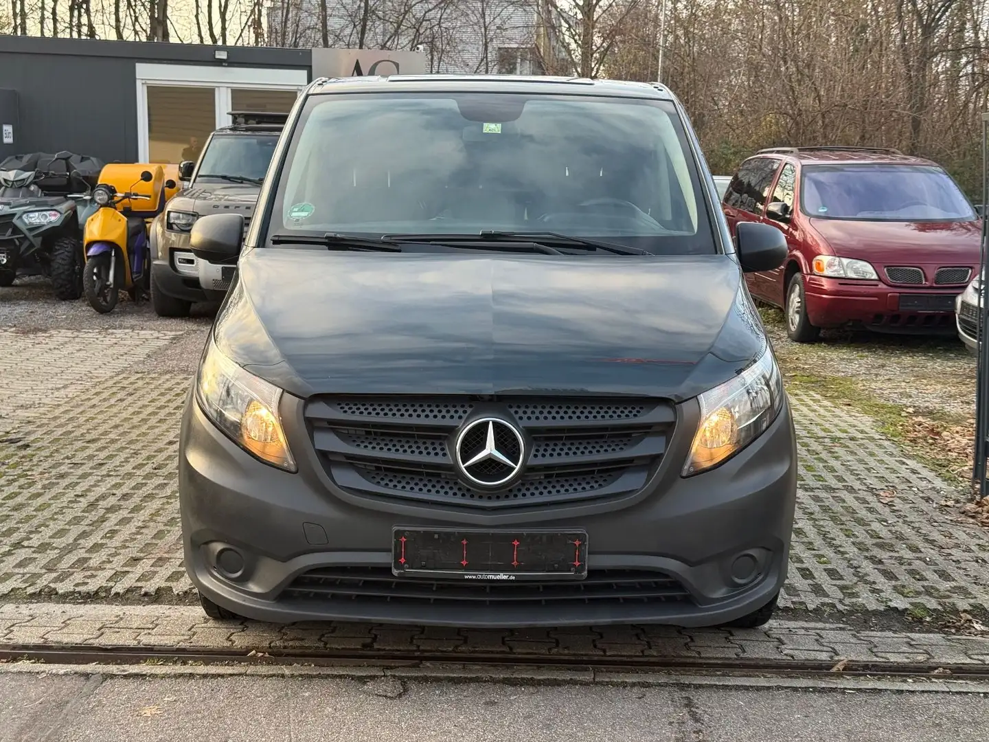 Mercedes-Benz Vito Kasten 114/116 CDI, 119 CDI/BT RWD lang Grün - 1