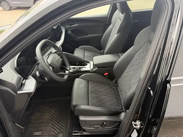 Audi Q5 SUV TFSI quattro 150 kW Ansicht 4