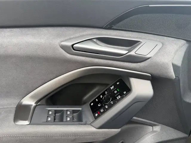 Audi Q5 SUV TFSI quattro 150 kW Ansicht 12