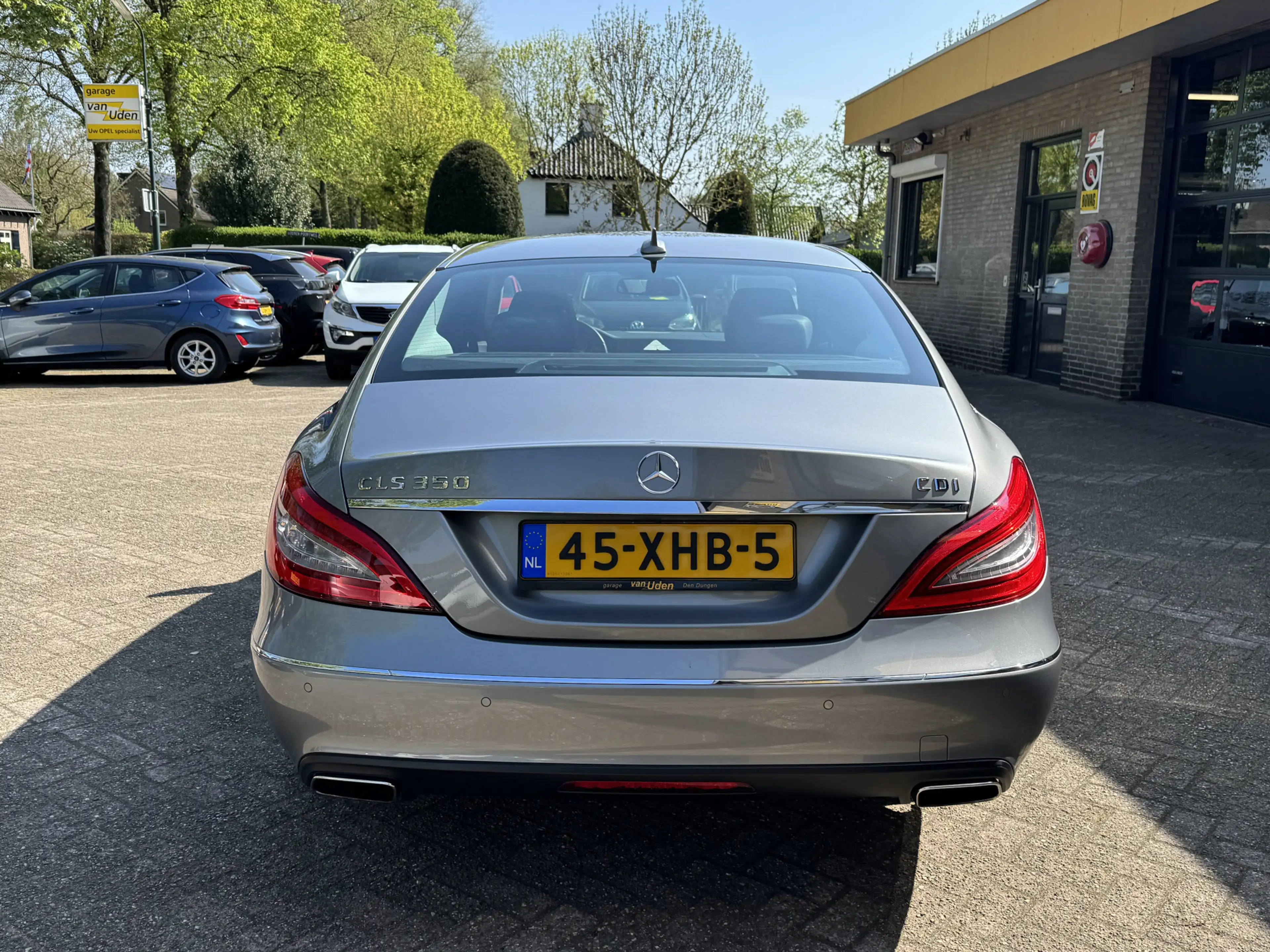 Mercedes-Benz CLS 350 CDI Automaat Cimate Control Luchtvering Navi Schui — photo 20