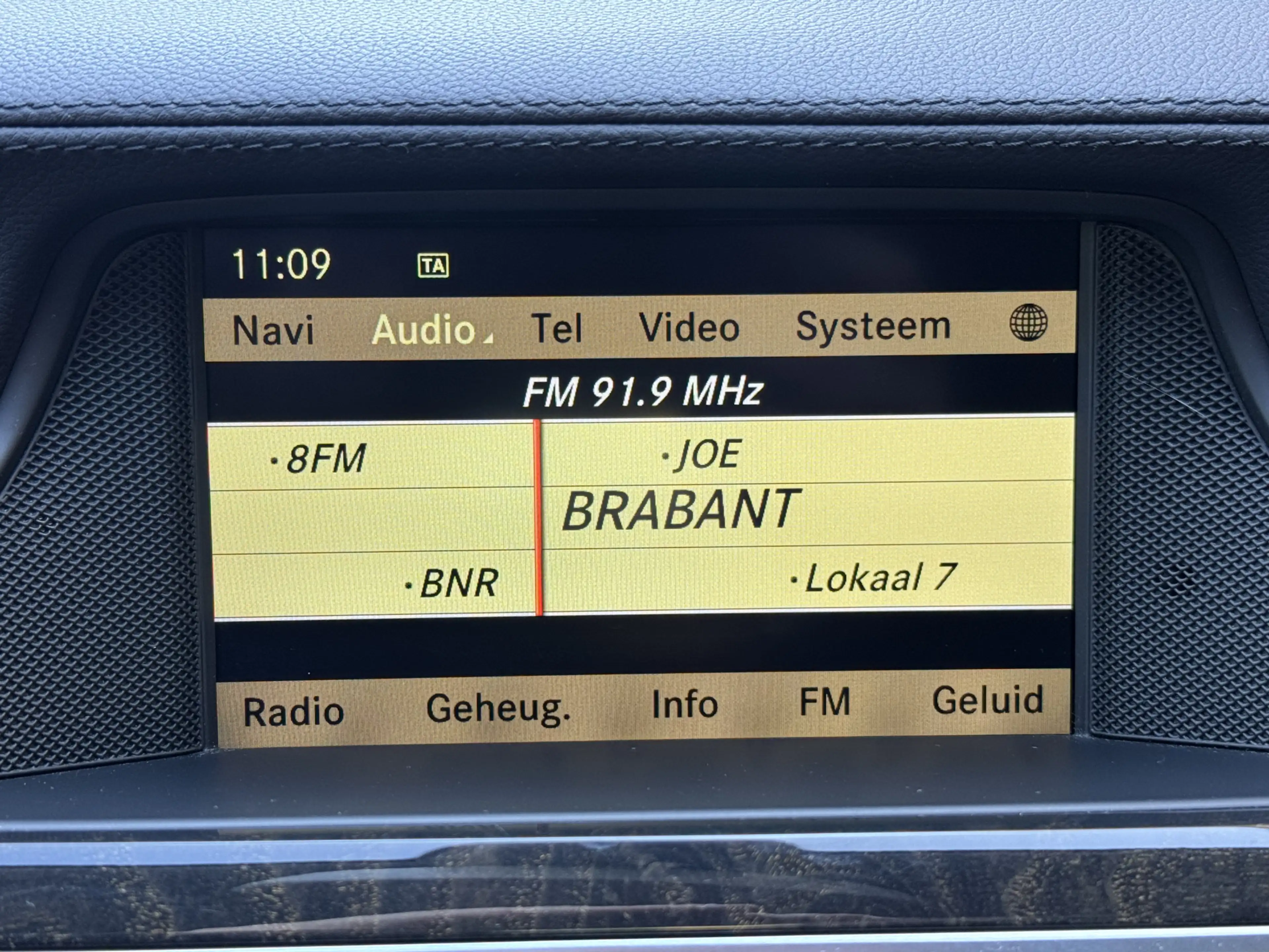 Mercedes-Benz CLS 350 CDI Automaat Cimate Control Luchtvering Navi Schui — photo 14