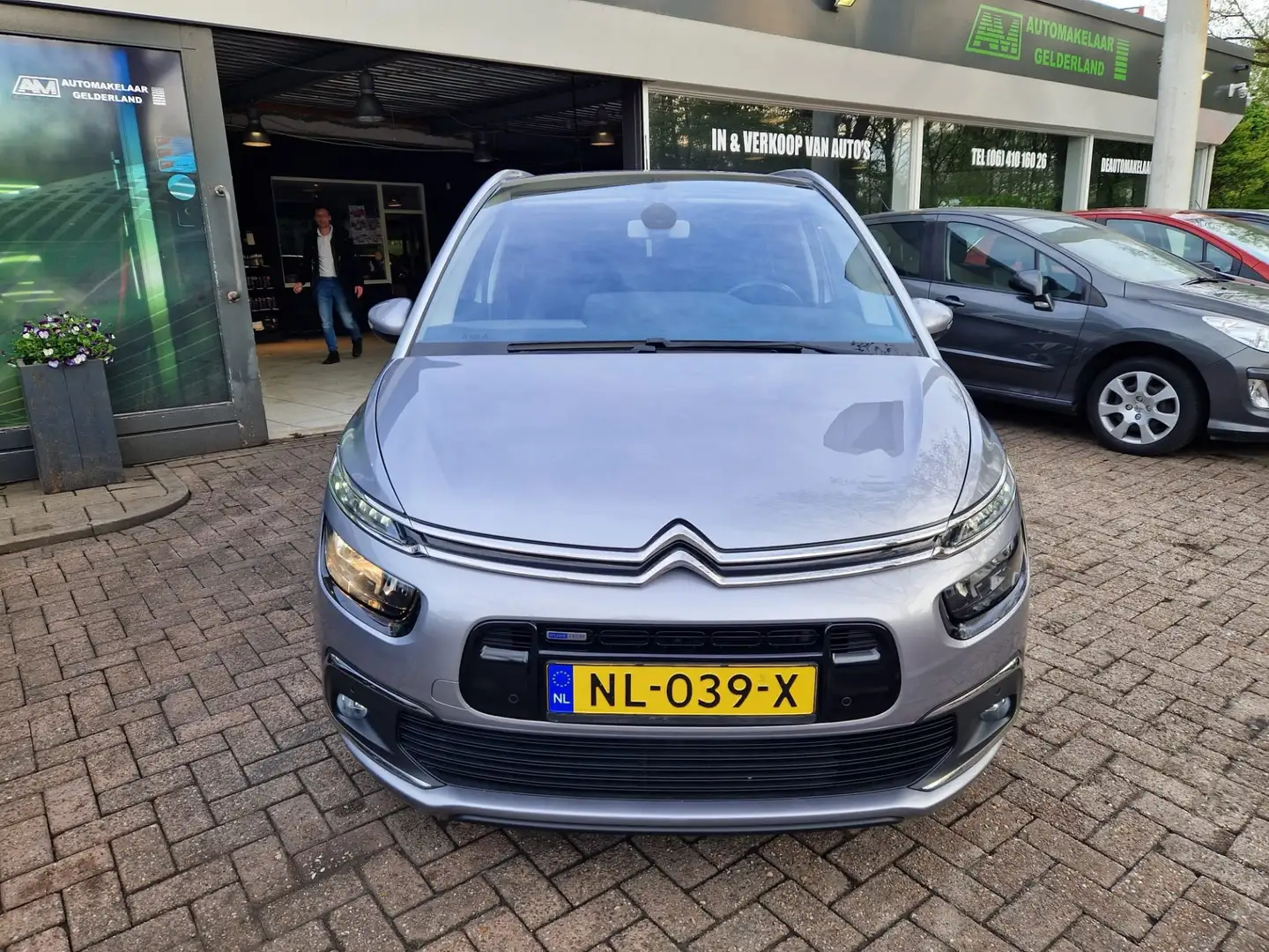 Citroen Grand C4 Picasso 1.2 PureTech Feel 2E EIGENAAR|12 MND GARANTIE|AUTO Grijs - 2