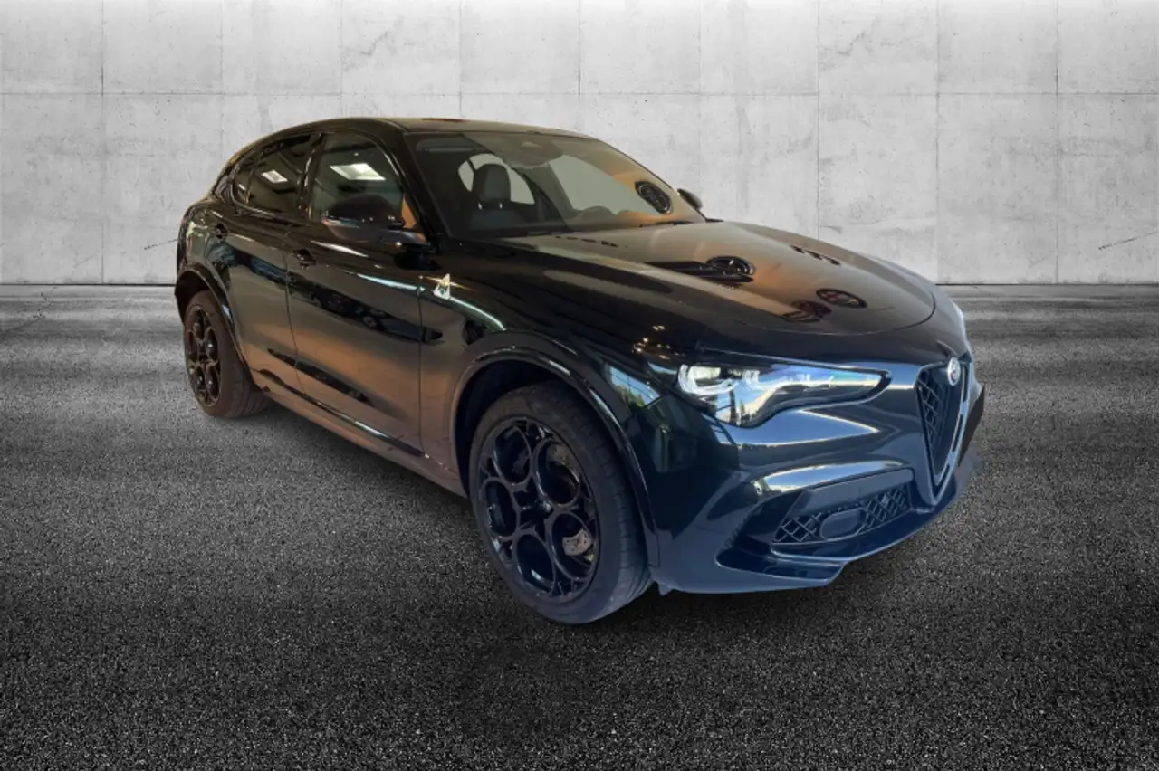 Alfa Romeo Stelvio 2024