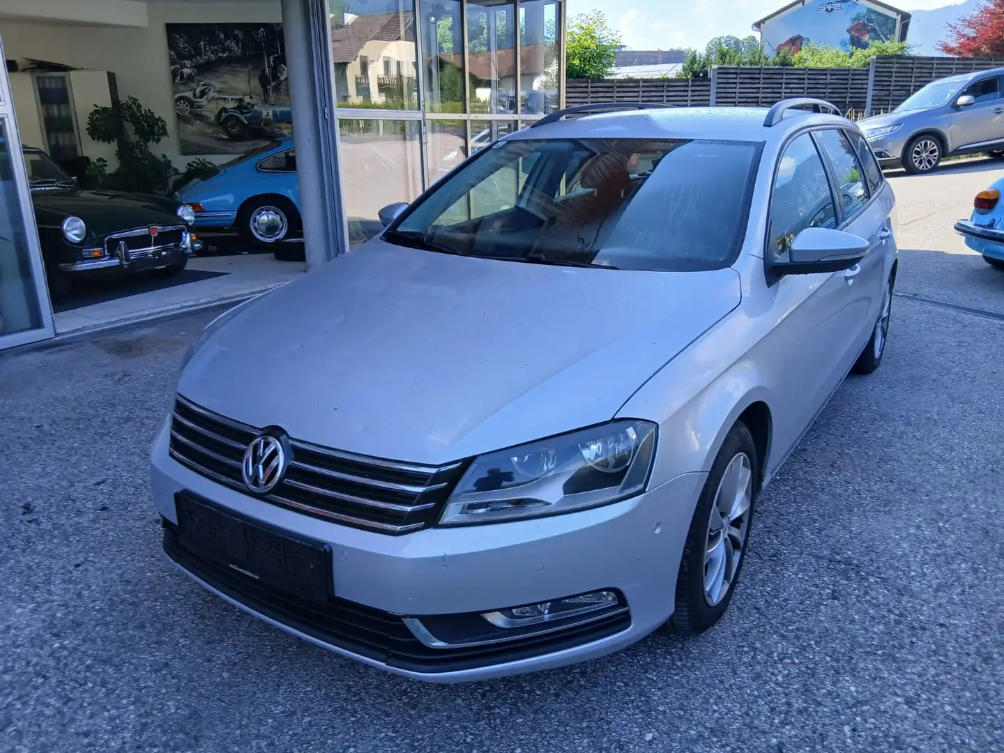 Volkswagen Passat Variant 2.0 TDI DPF 4Motion Silber - 1