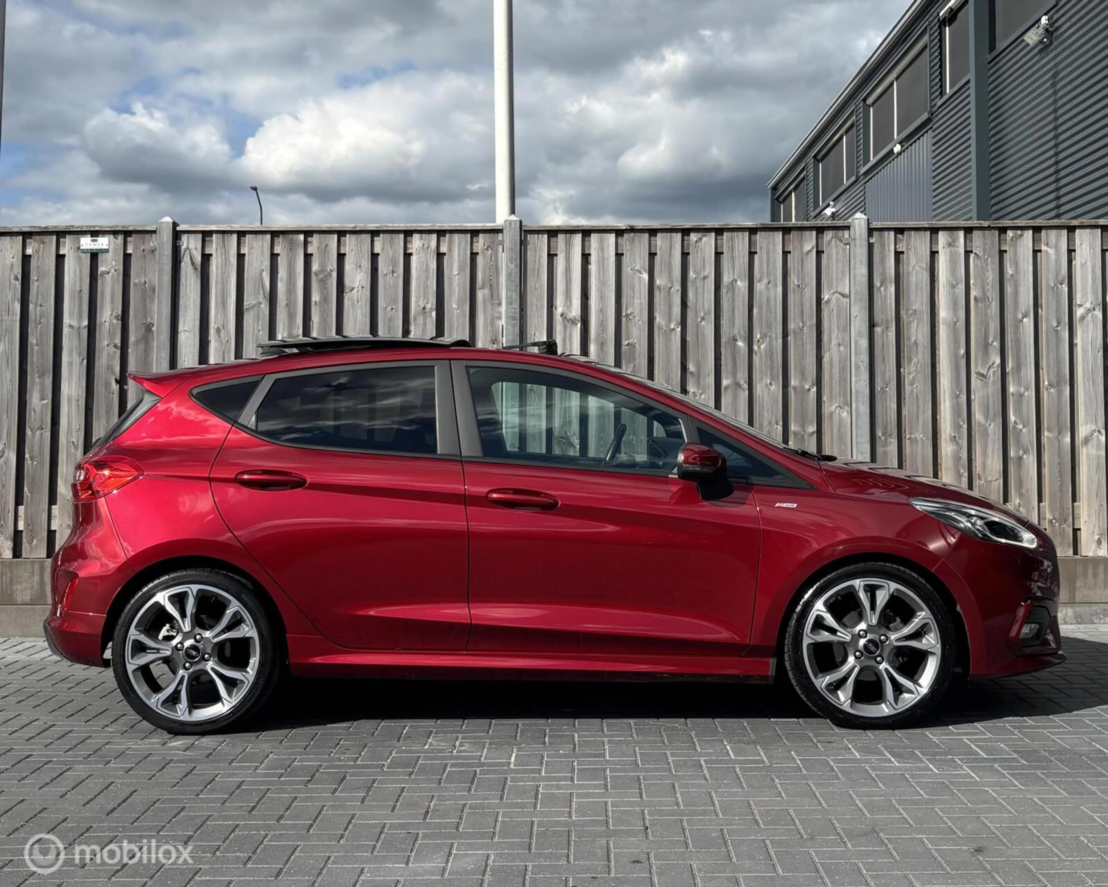 Ford Fiesta 1.0 EcoBoost Vignale/PANO/STOEL/STUURVERW/AIRCO — photo 7