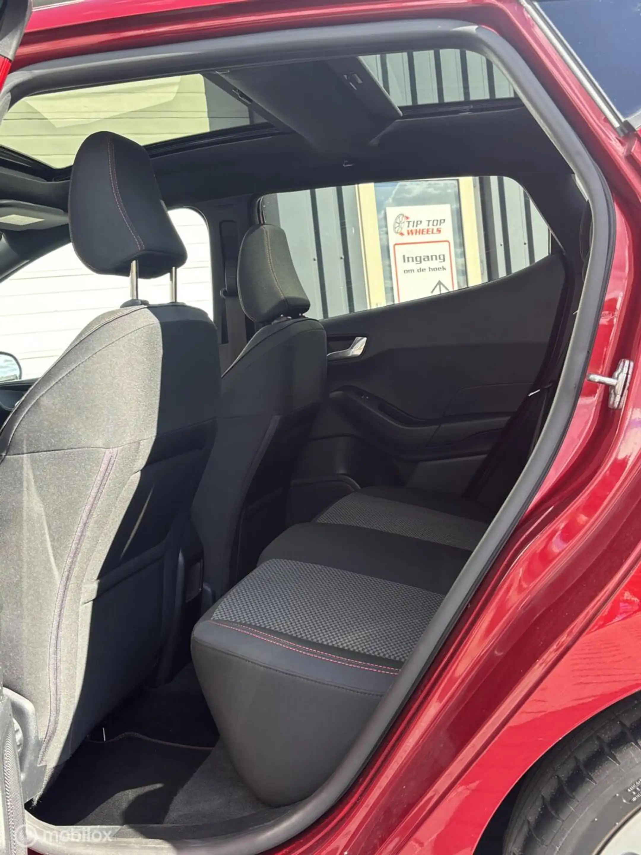 Ford Fiesta 1.0 EcoBoost Vignale/PANO/STOEL/STUURVERW/AIRCO — photo 10