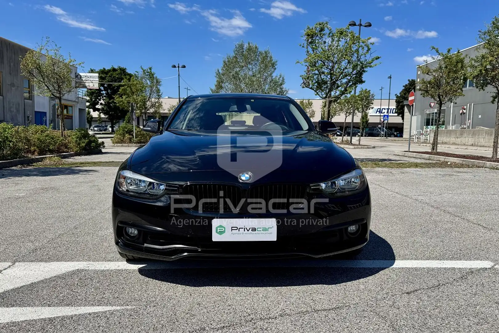 BMW 318 318d Touring Sport GANCIO TRAINO Nero - 2