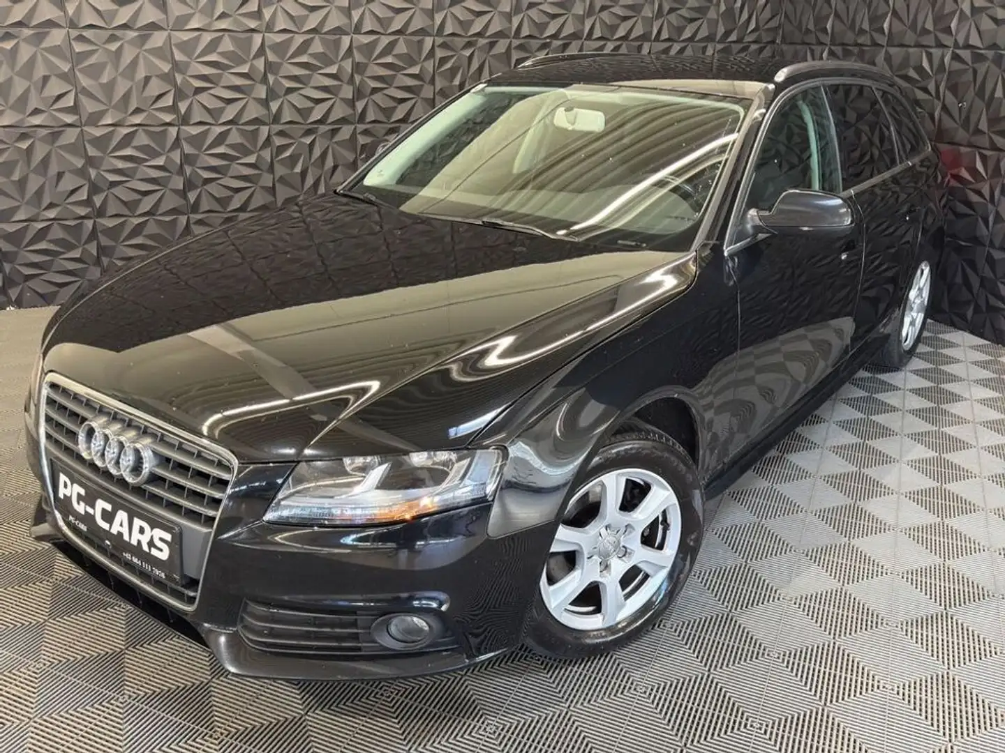 Audi A4 1.8 TFSI Ambiente Pickerl neu 10.2026 Schwarz - 2