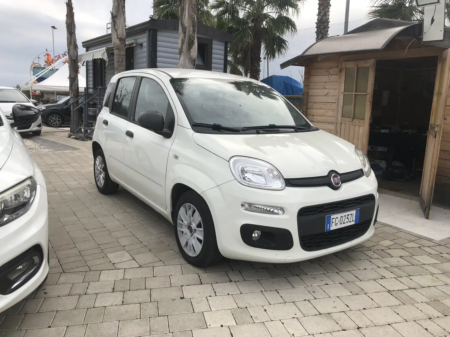 Fiat Panda 1.3 mjt 16v Lounge s&s 80cv Blanc - 2