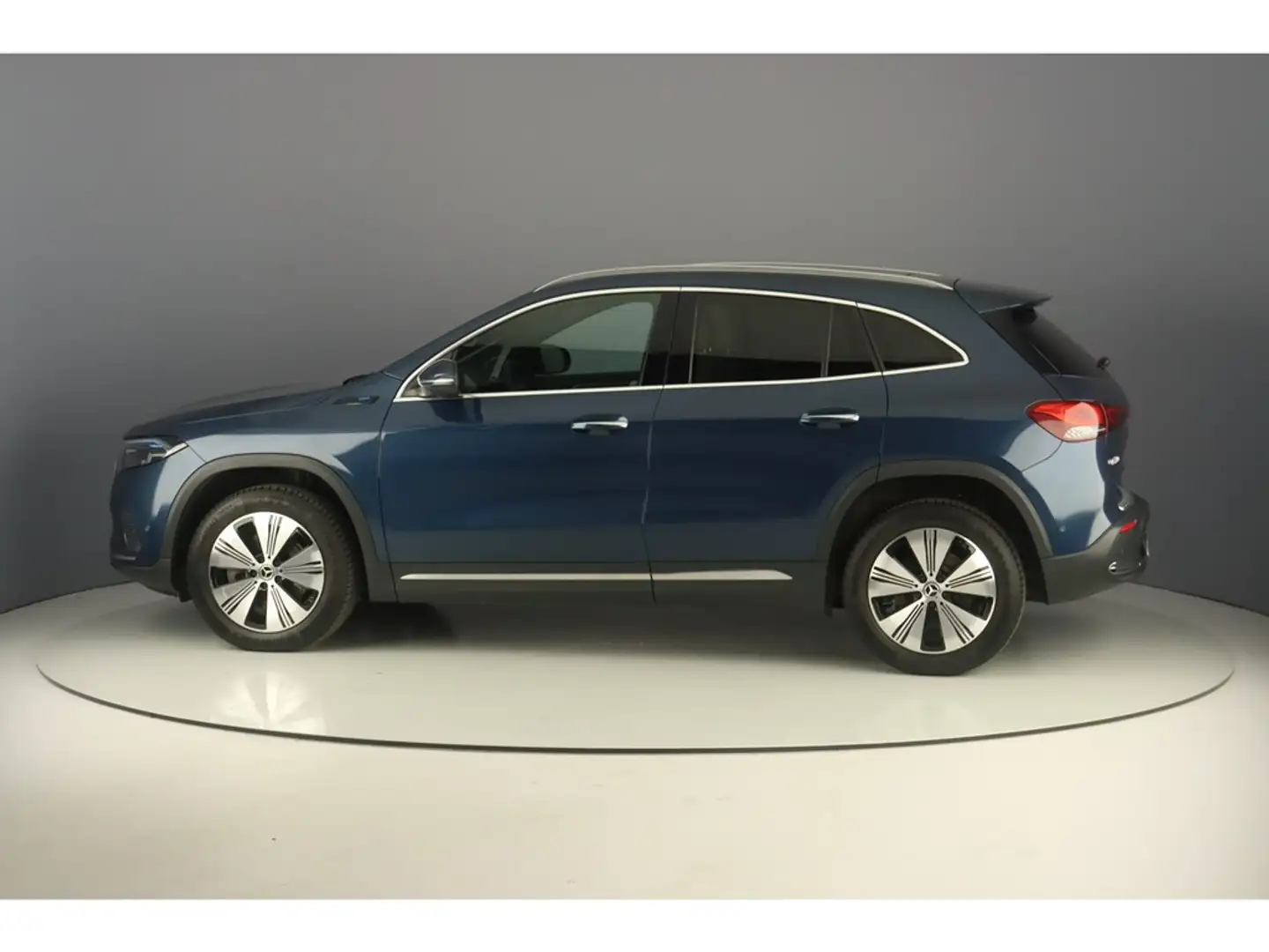 Mercedes-Benz EQA 250 190pk Luxury Pack Business Albastru - 2