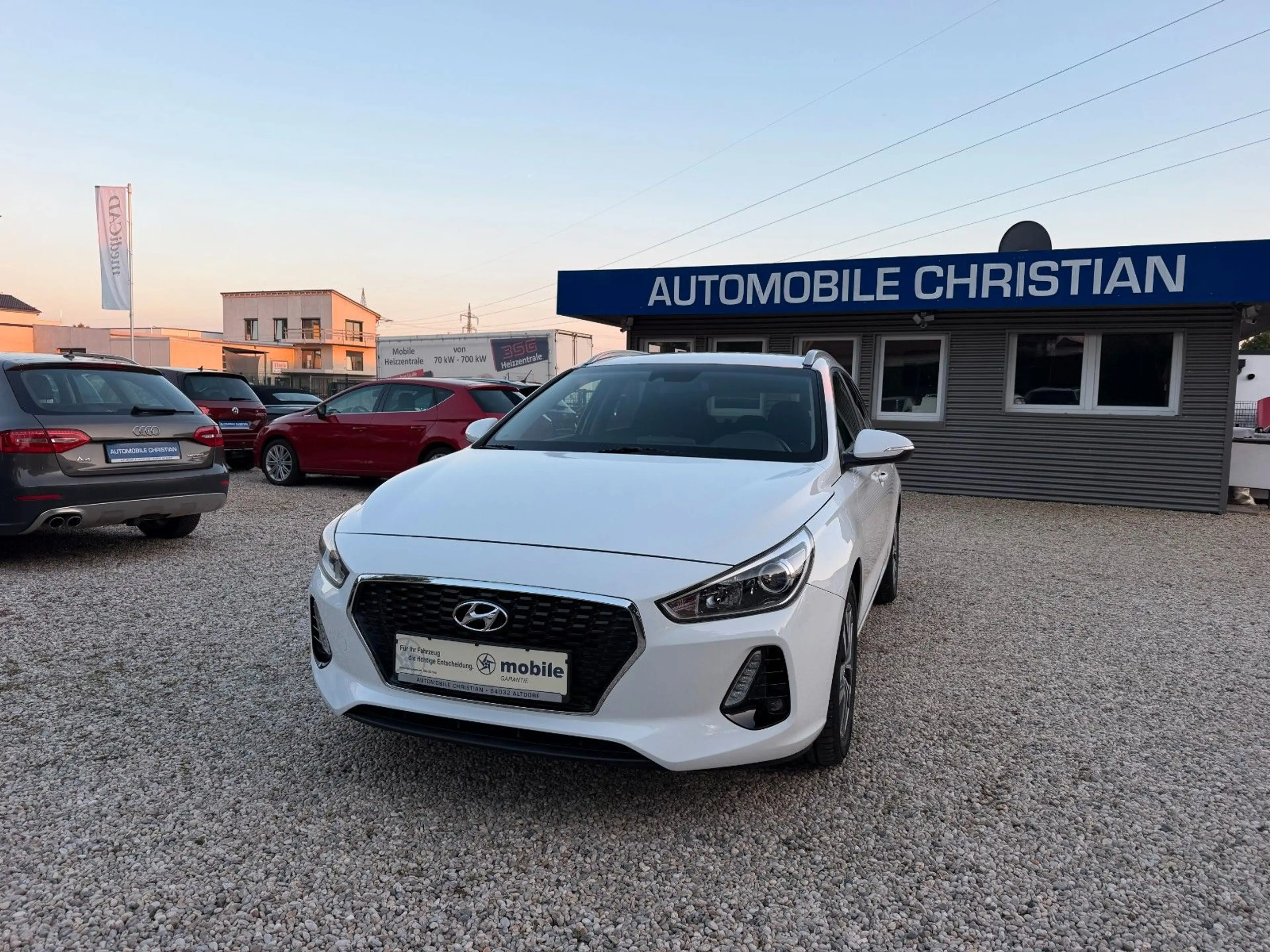 Hyundai i30 cw Family + 1. Hand Navi Touchscreen AHK — photo 2