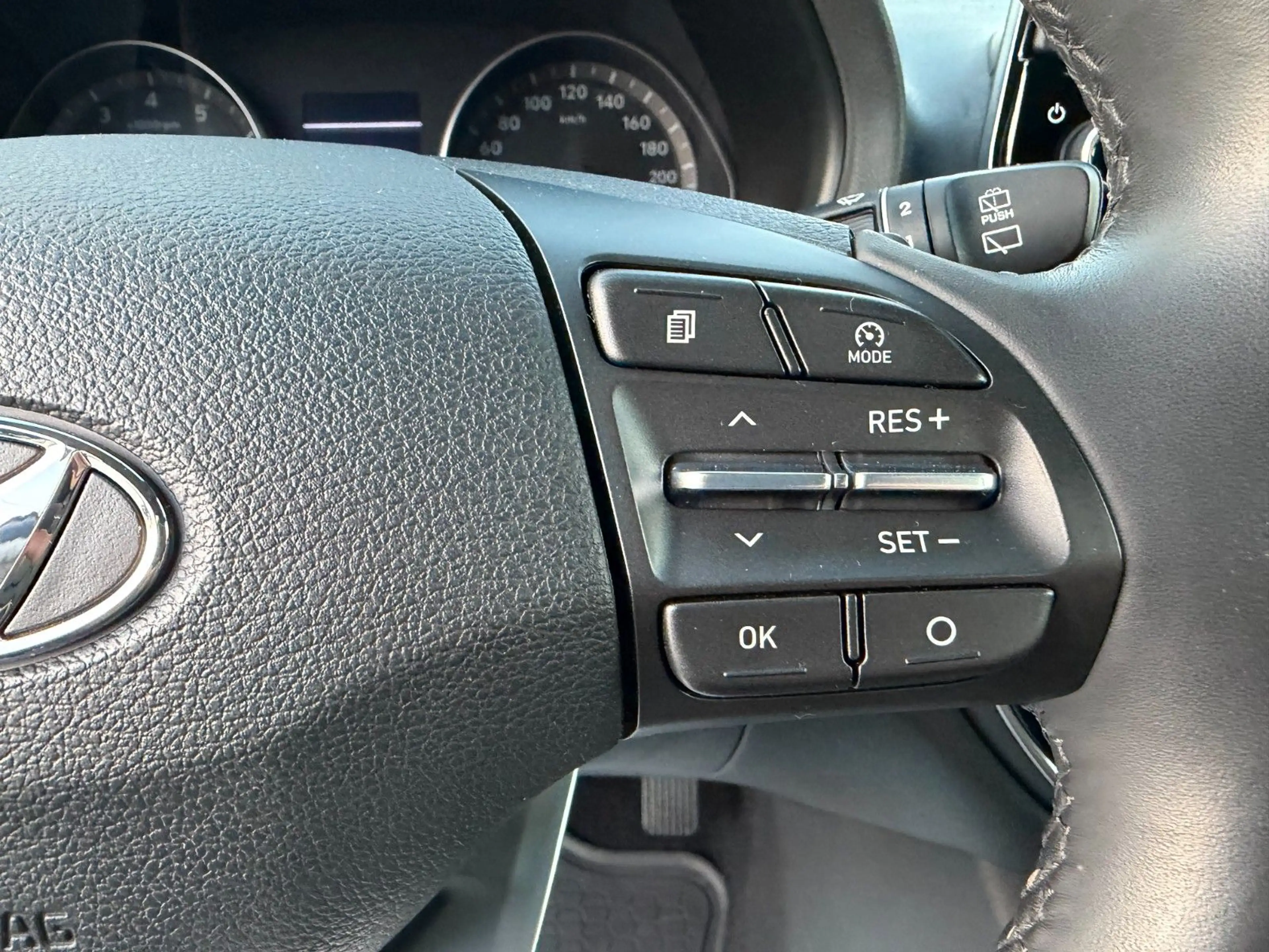 Hyundai i30 cw Family + 1. Hand Navi Touchscreen AHK — photo 25