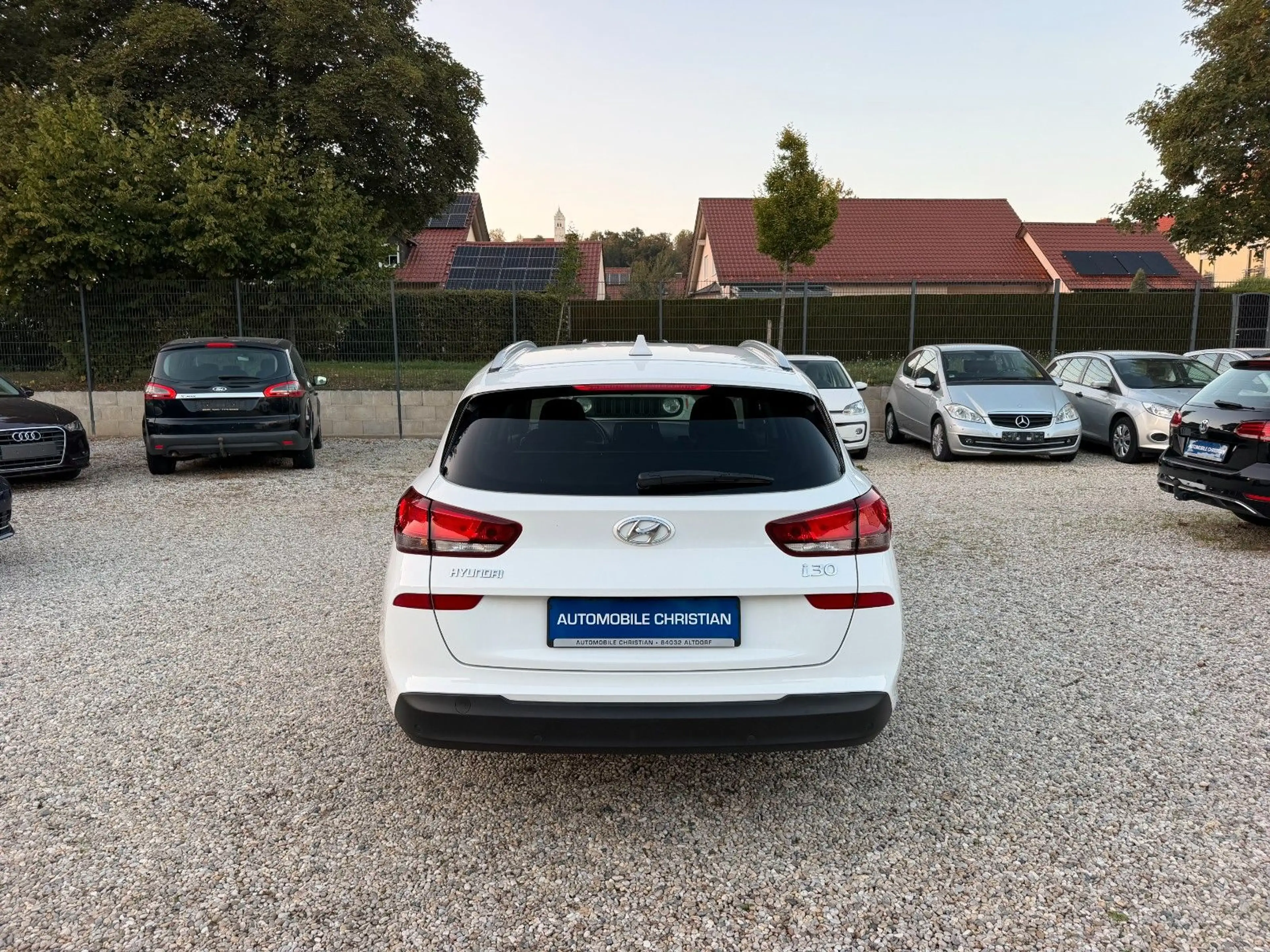 Hyundai i30 cw Family + 1. Hand Navi Touchscreen AHK — photo 9