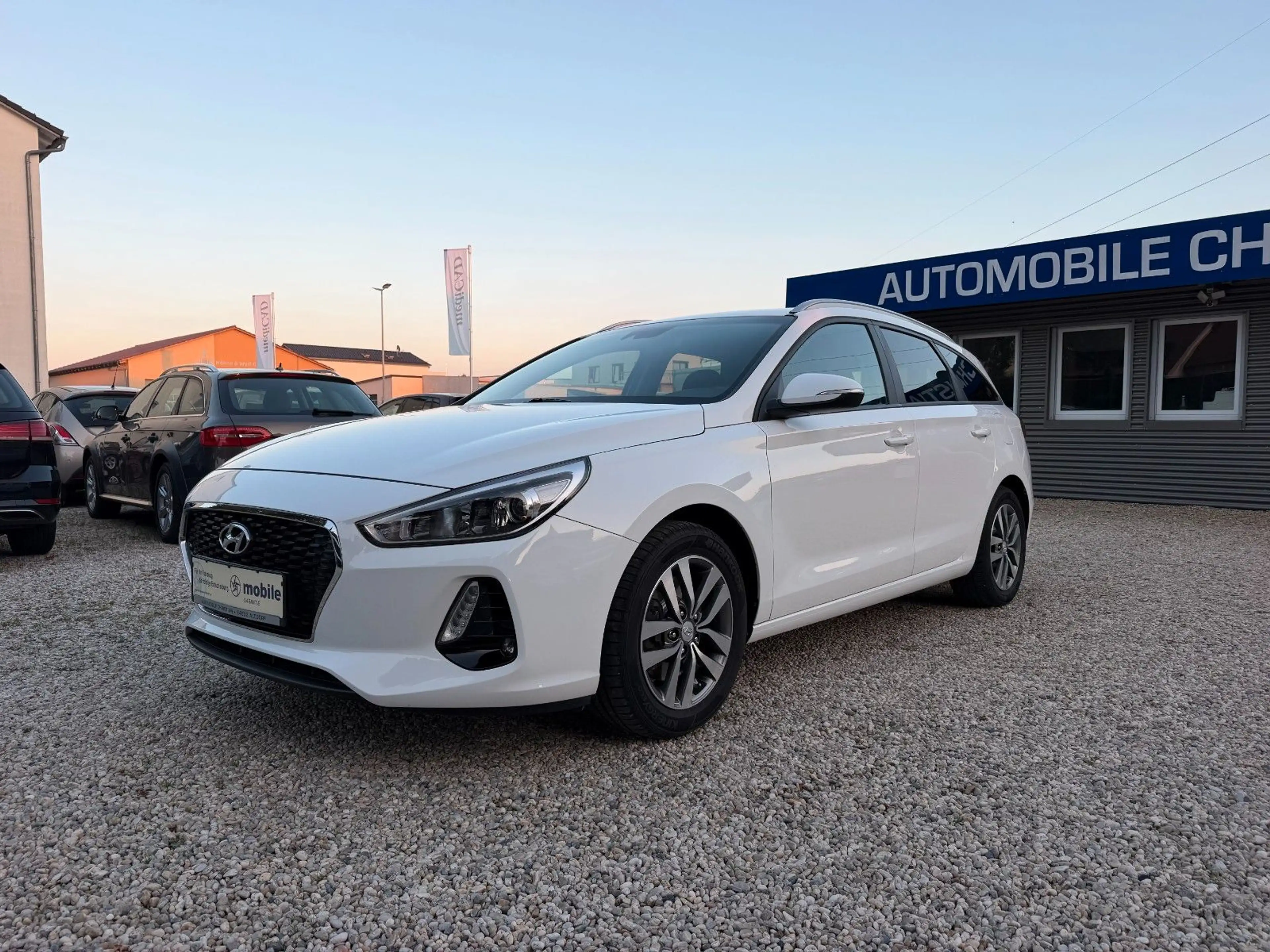 Hyundai i30 cw Family + 1. Hand Navi Touchscreen AHK — photo 13
