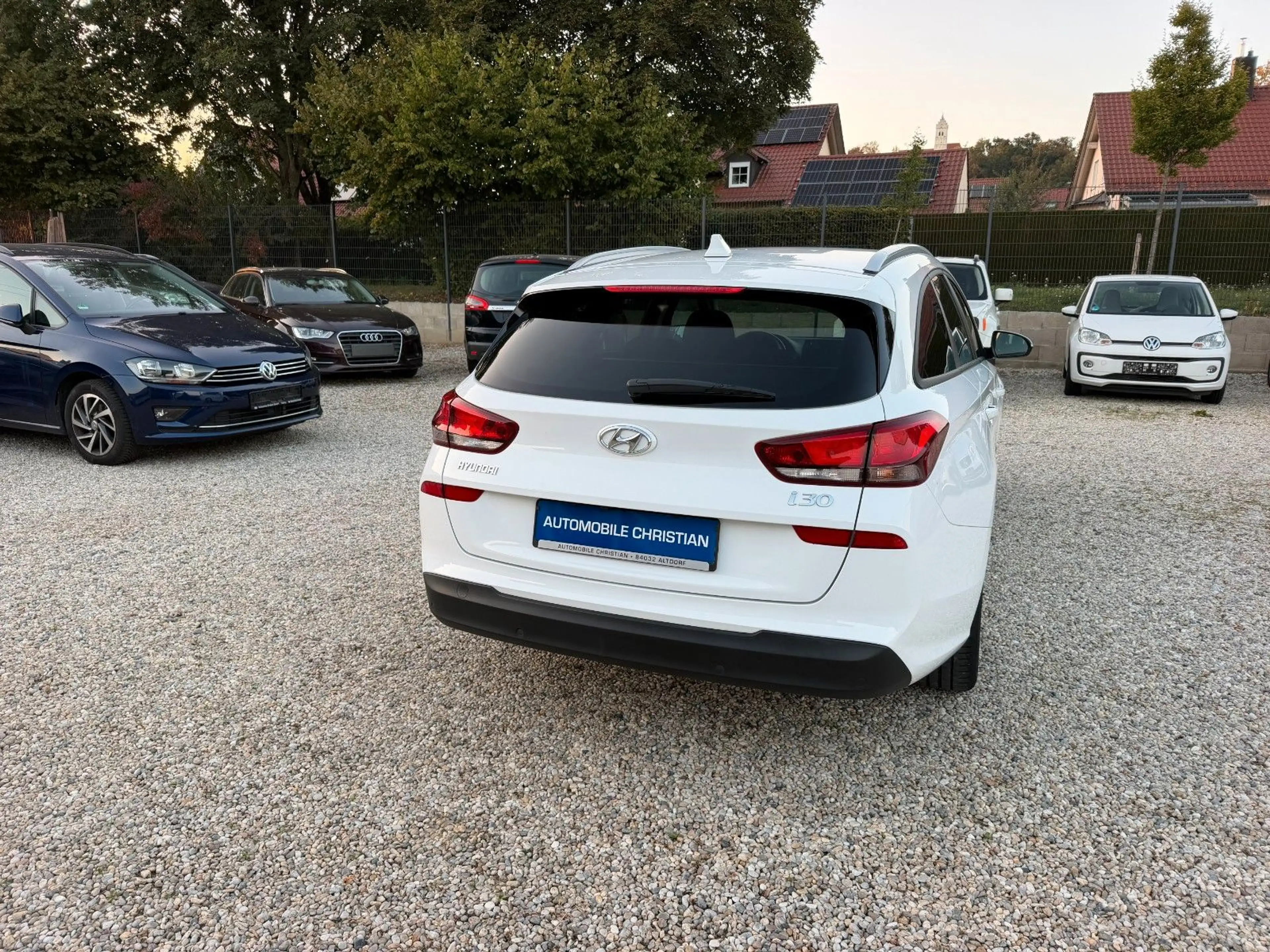 Hyundai i30 cw Family + 1. Hand Navi Touchscreen AHK — photo 8