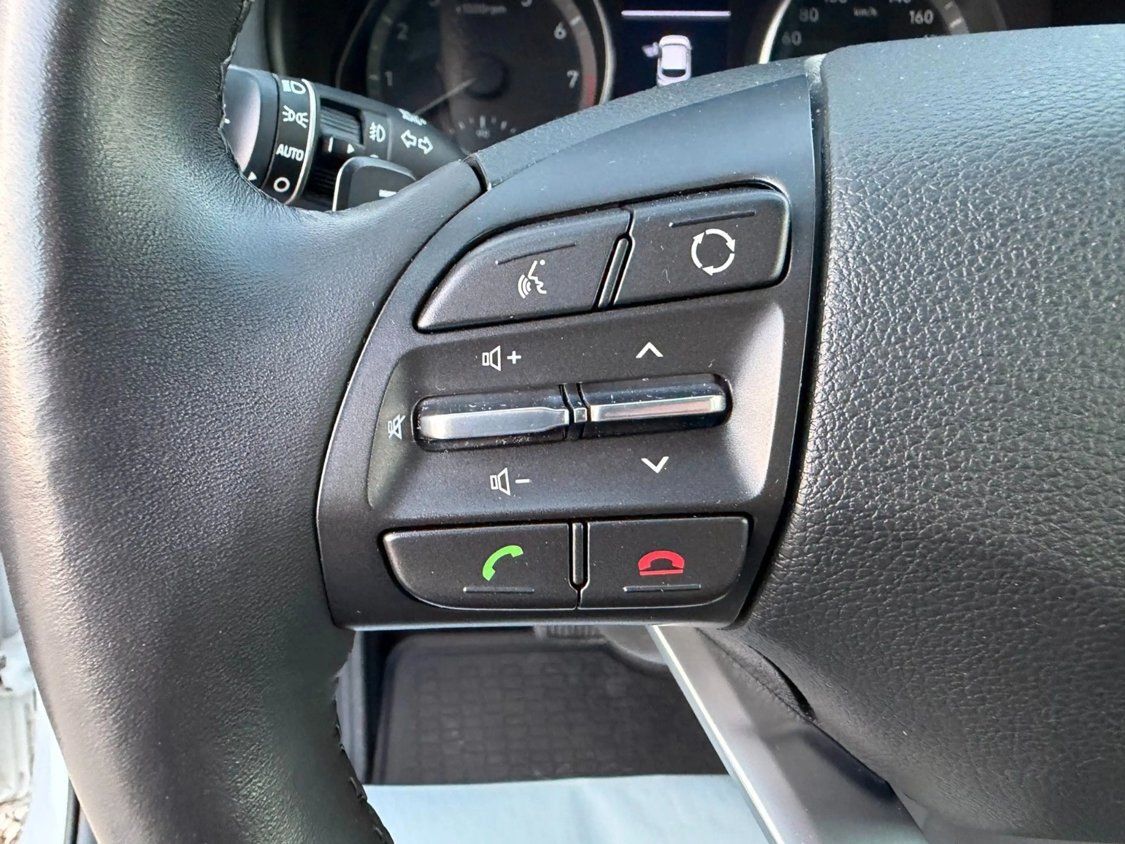 Hyundai i30 cw Family + 1. Hand Navi Touchscreen AHK — photo 24