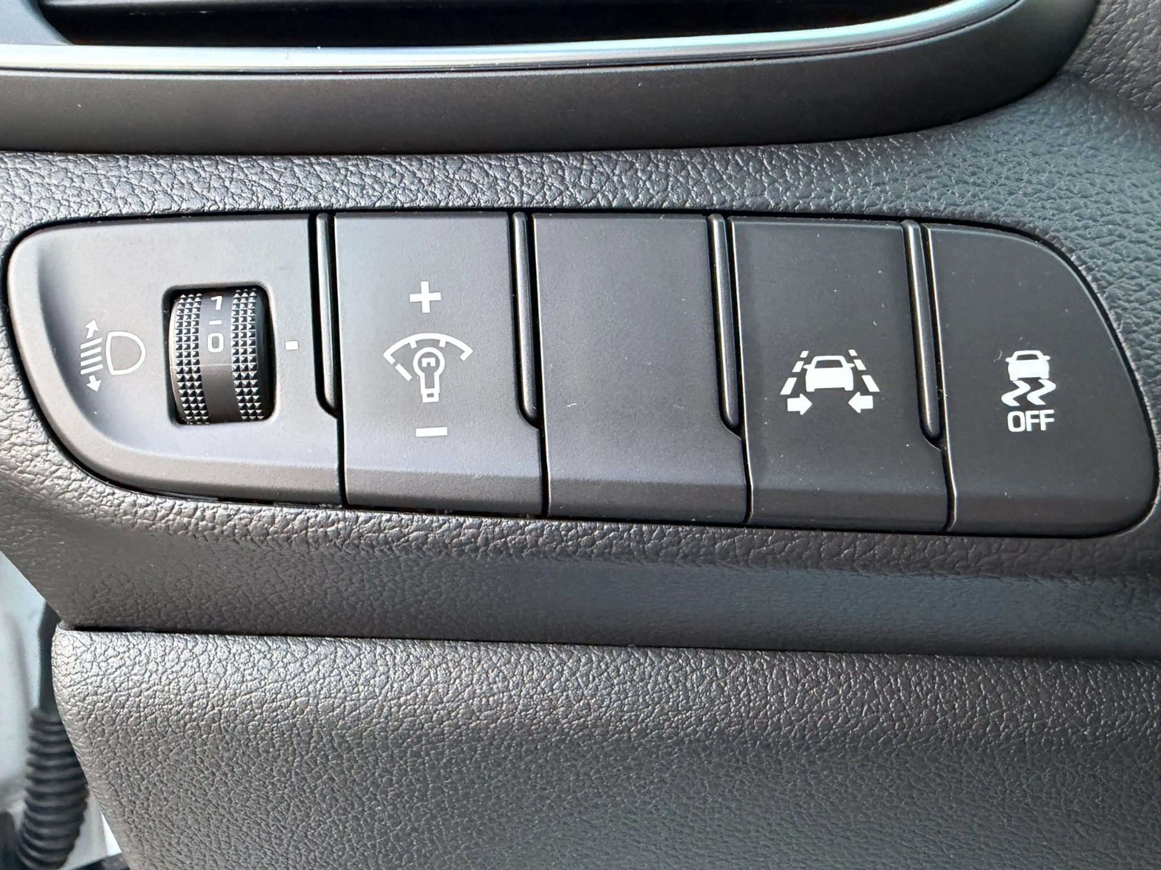 Hyundai i30 cw Family + 1. Hand Navi Touchscreen AHK — photo 23