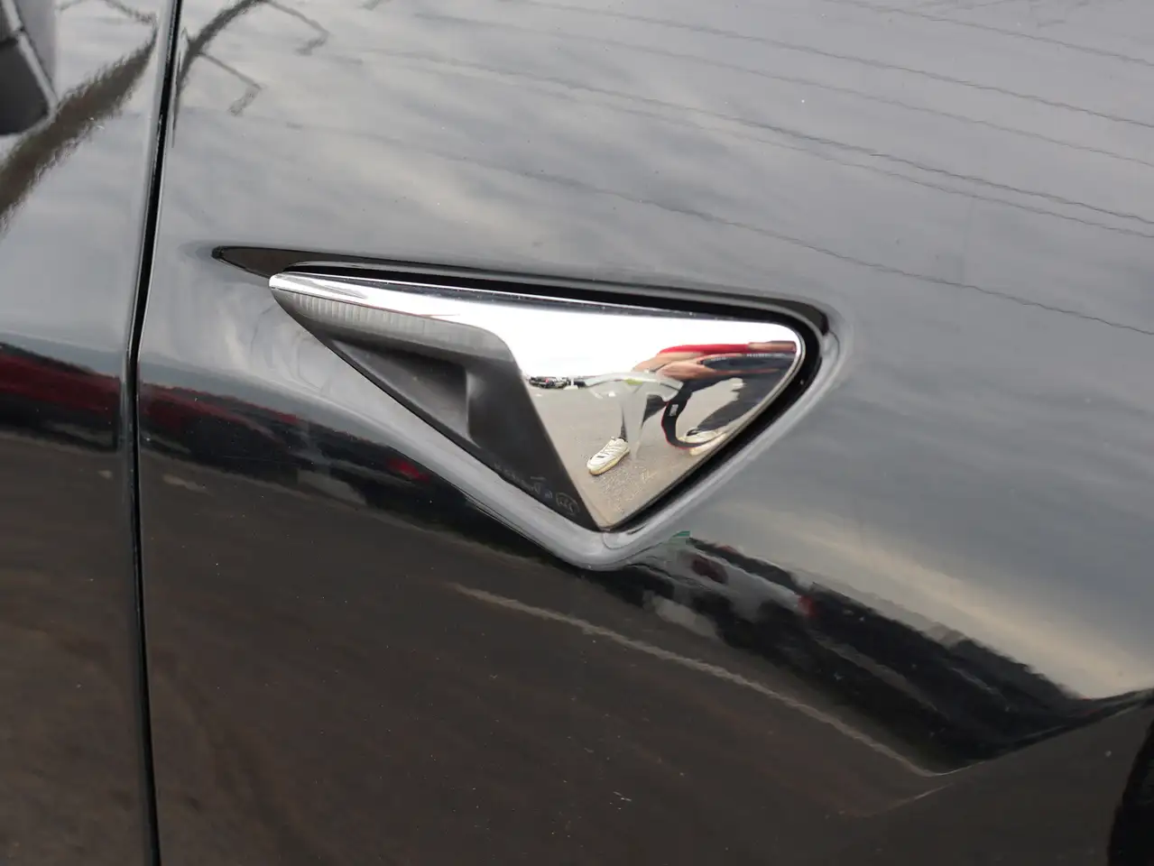 Tesla Model 3 fotografie Tesla Model 3