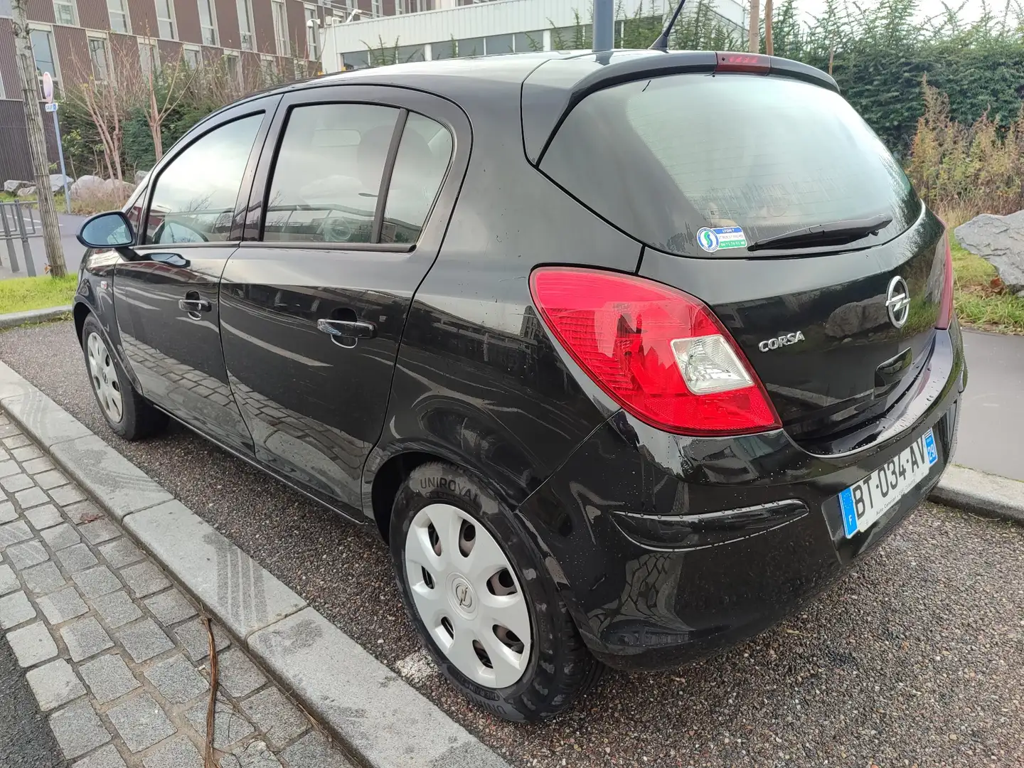 Opel Corsa 1.2i 16V - 2