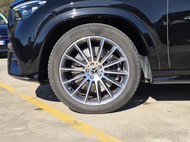 Mercedes-Benz GLE view 13