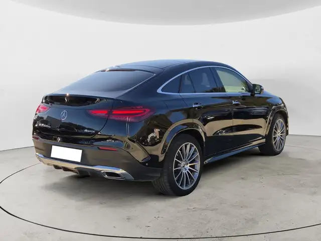 Mercedes-Benz GLE view 4