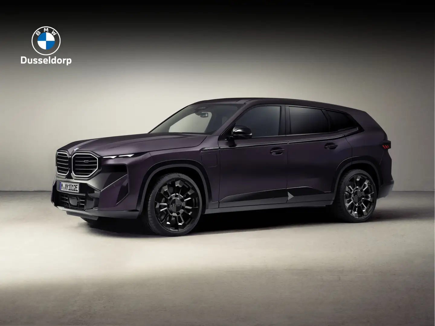 BMW XM KITH Edition Collector’s Edition 1/47 Violett - 2