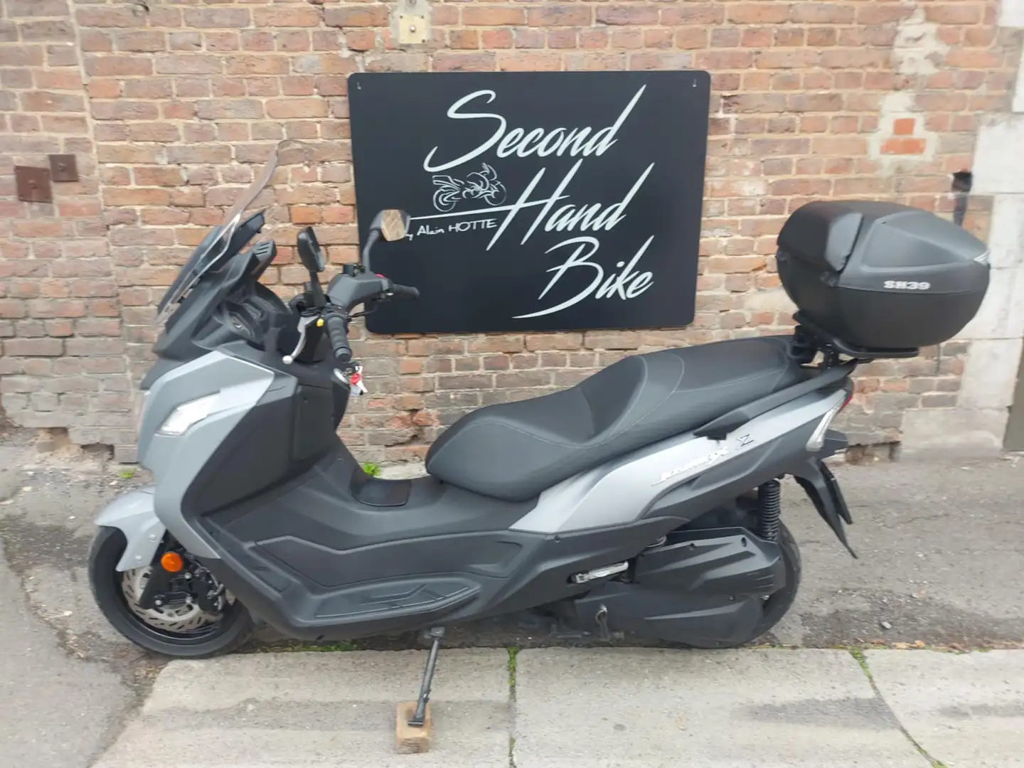 SYM Joymax 125i JOY MAX Z 125, DEPOT VENTE CLIENT, 2450 EURO Gris - 2