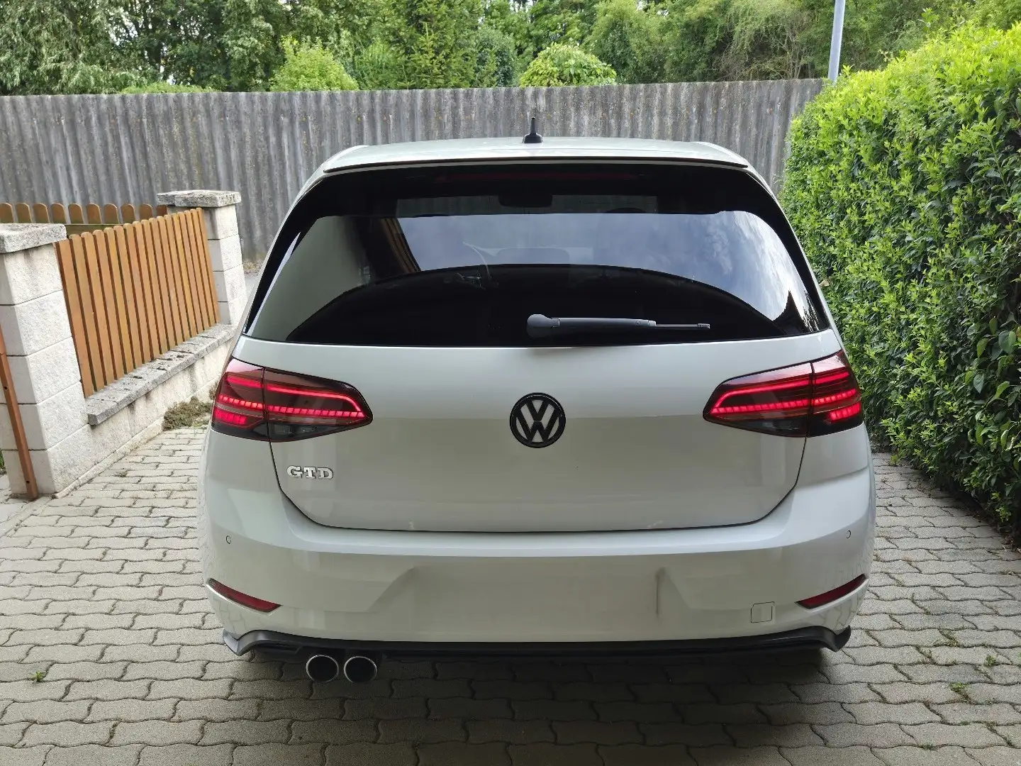 Volkswagen Golf GTD 2,0 TDI DSG Blanc - 2