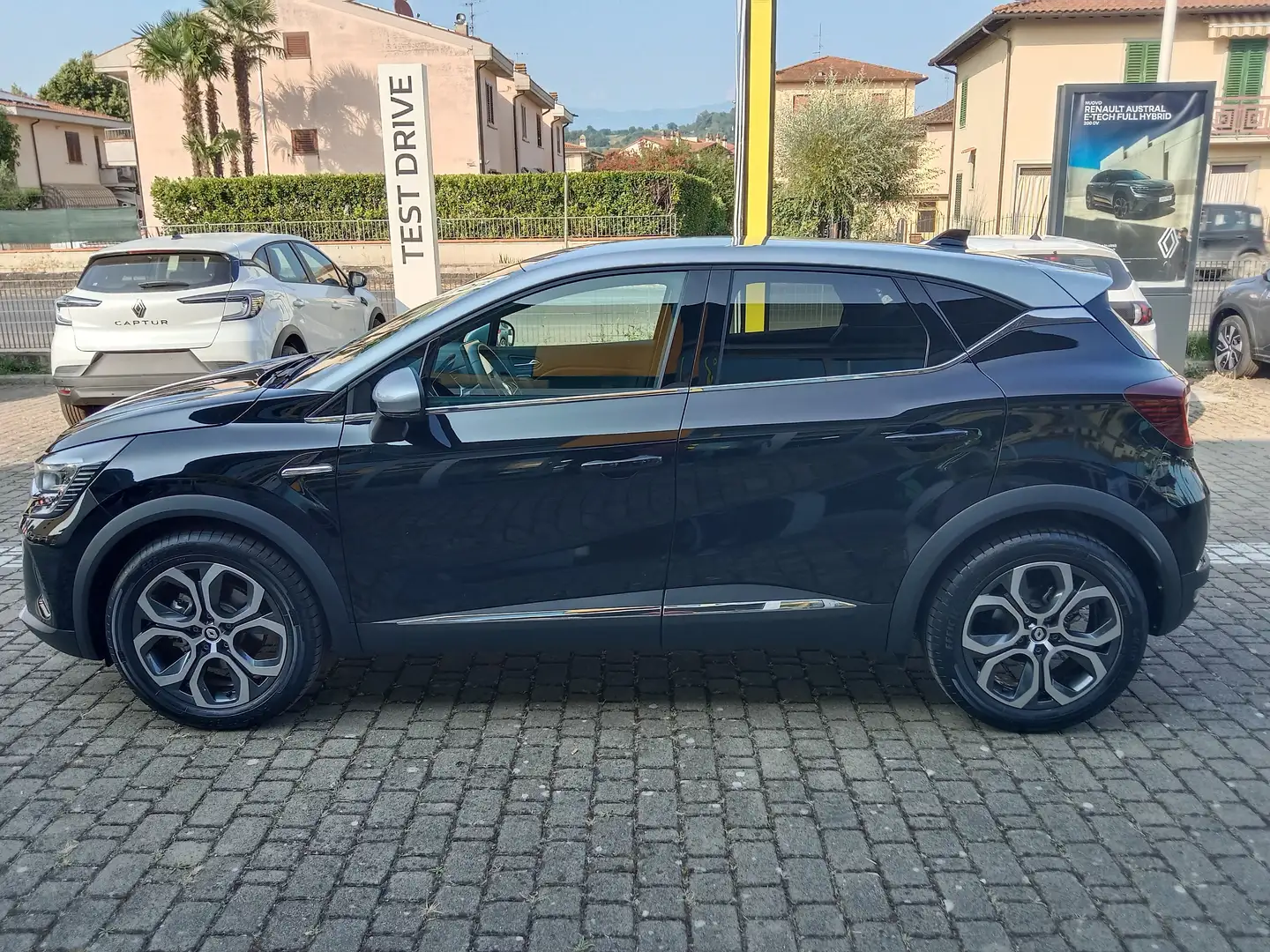 Renault Captur Captur 1.6 E-Tech full hybrid Techno 145cv auto Nero - 1