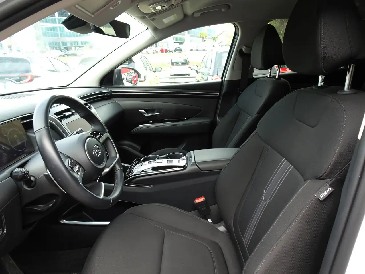 Hyundai TUCSON 1.6 HEV aut. XLine 8