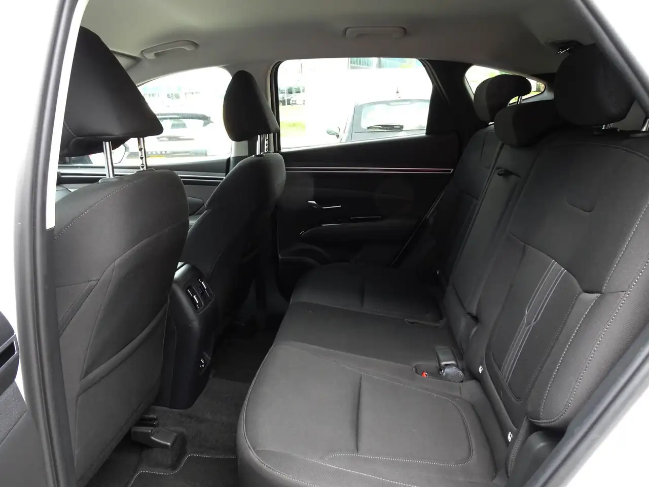 Hyundai TUCSON 1.6 HEV aut. XLine 9