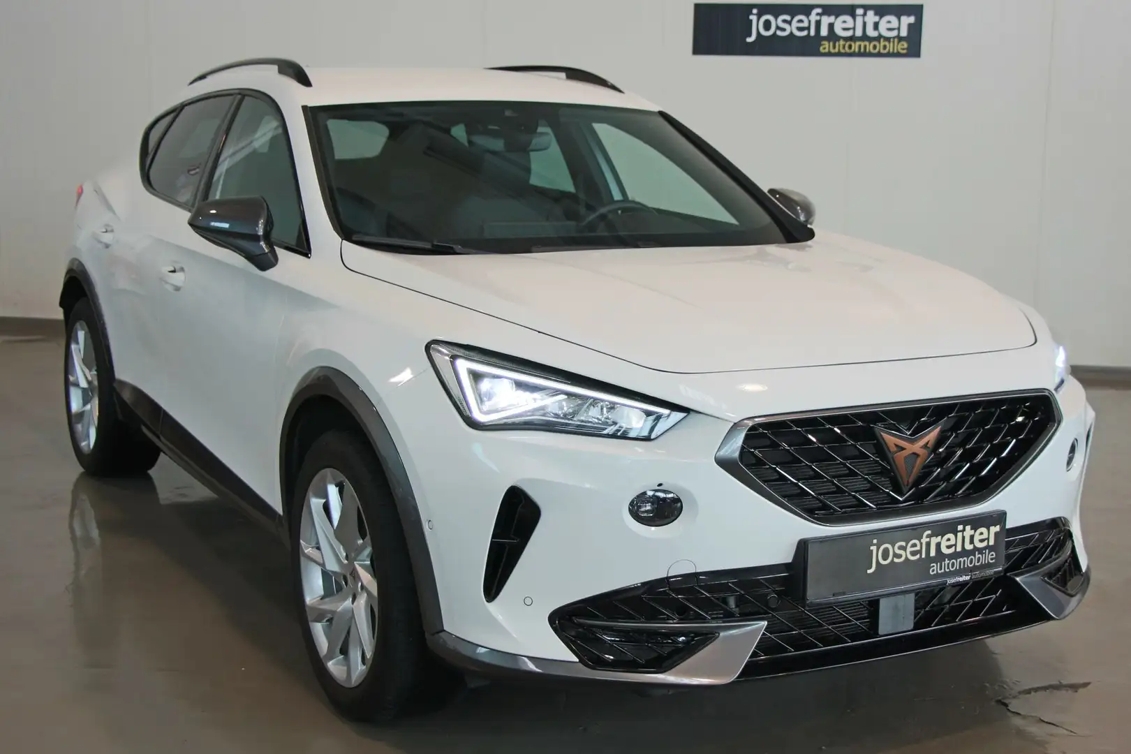 CUPRA Formentor 1.4 e-Hybrid DSG Weiß - 1