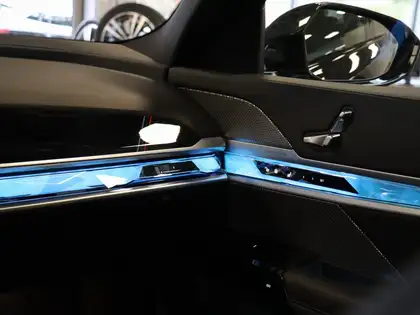 Annonce voiture d'occasion BMW 740 - CARADIZE
