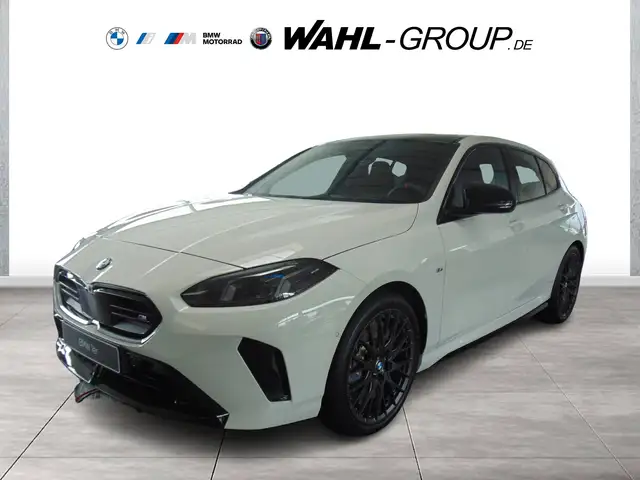 BMW 135 M135 xDrive M Sport Panorama HaedUp Adapt LED M Te