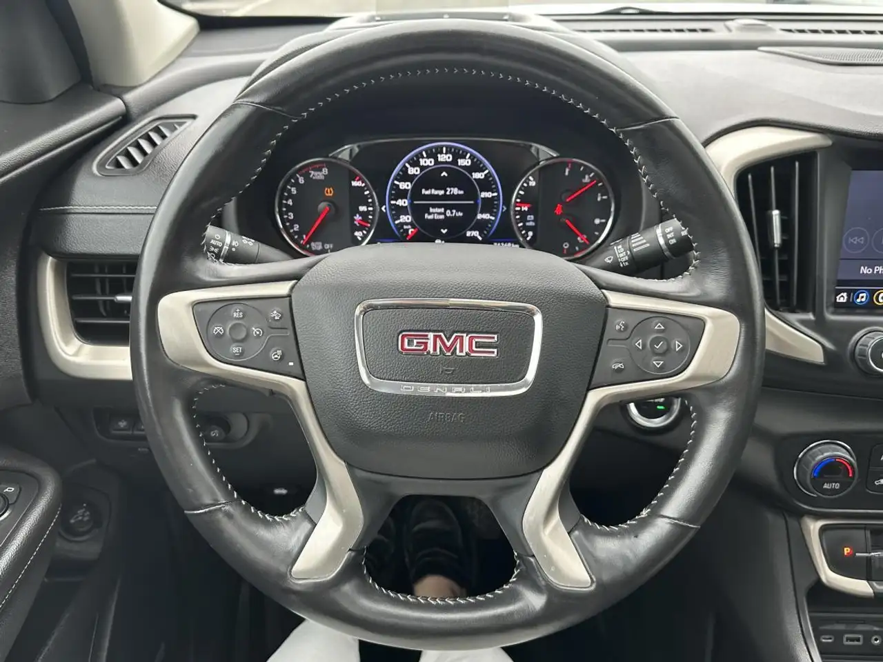 GMC Terrain photo GMC Terrain