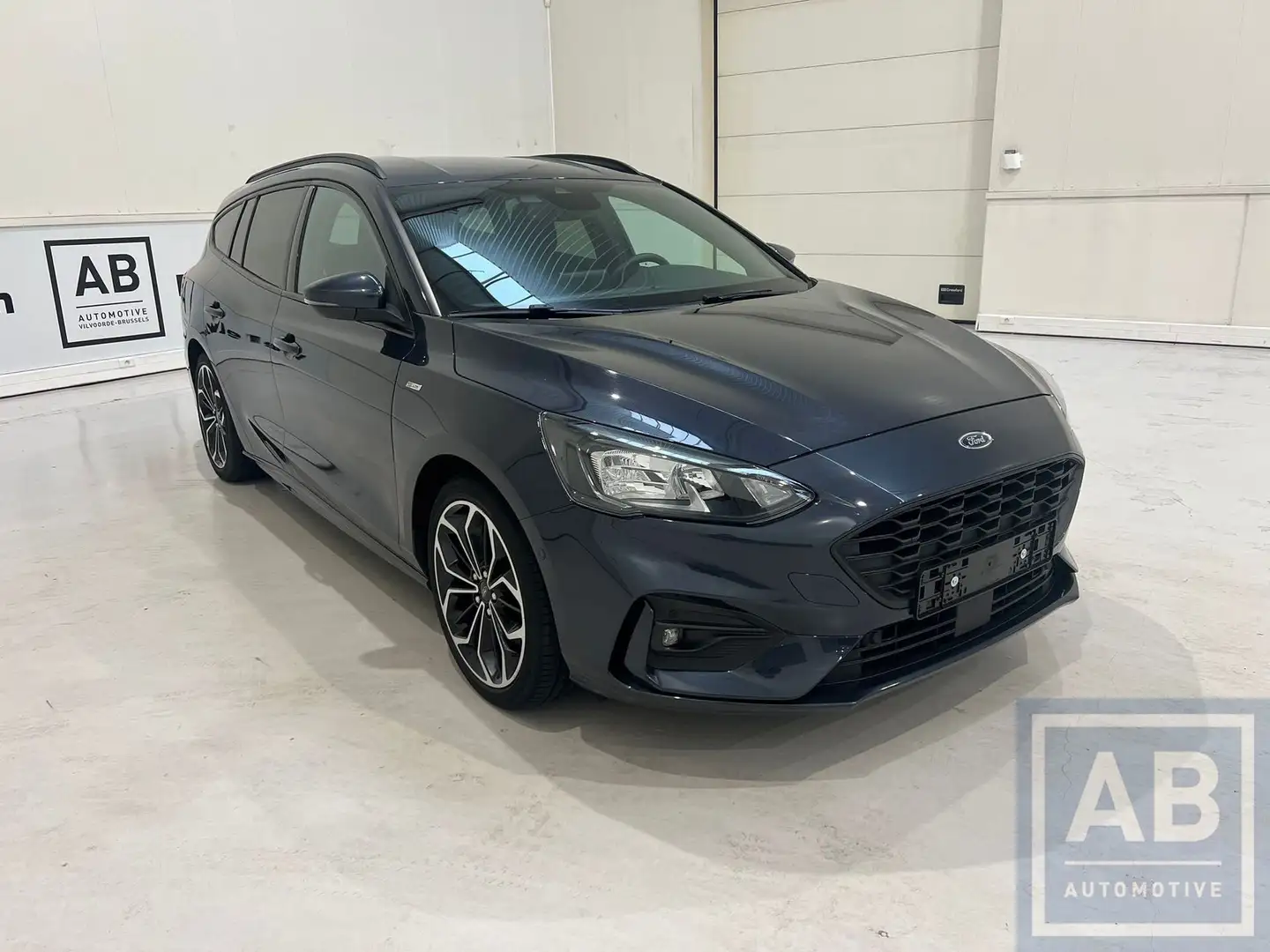 Ford Focus EcoBoost ST-Line Business - 2